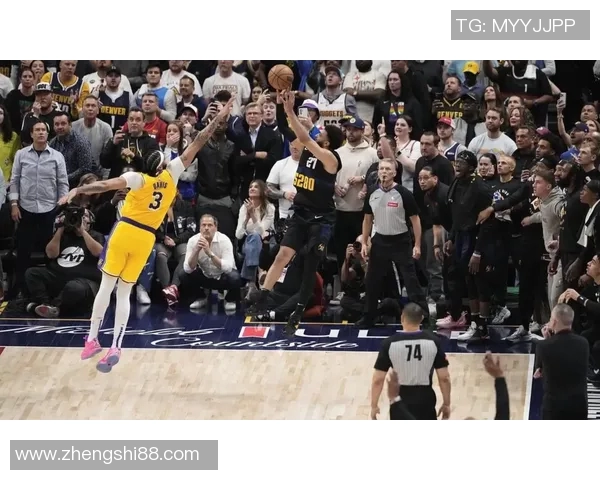 湖人勇士激战全场精彩视频回顾与赛后分析